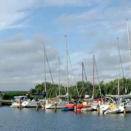 - Hiddensee 1 * Neuendorf (Hiddensee)