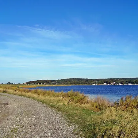 - Hiddensee 1 Neuendorf (Hiddensee)