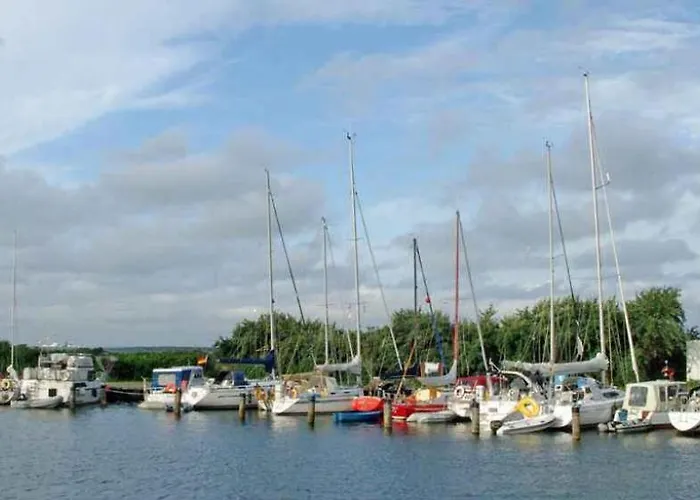 - Hiddensee 1 * Neuendorf (Hiddensee)